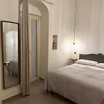 Arco Trinita B&B 바리