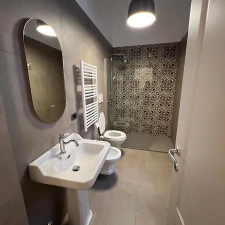 Arco Trinità 3* Bari