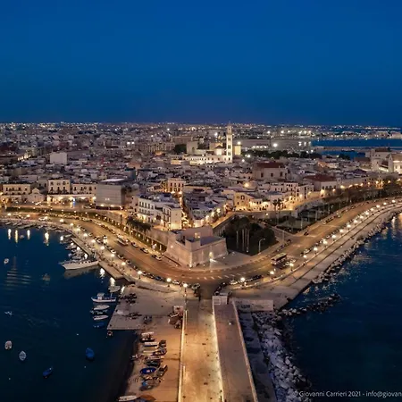 Alojamento de Acomodação e Pequeno-almoço Arco Trinità 3*