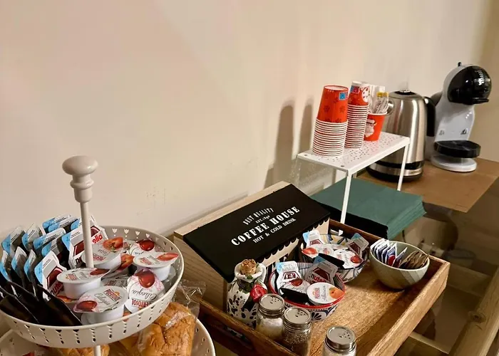 Arco Trinita 3* Bari