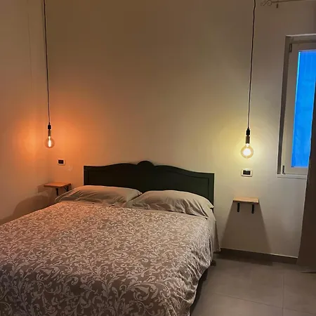 Arco Trinita Frühstückspension Bari